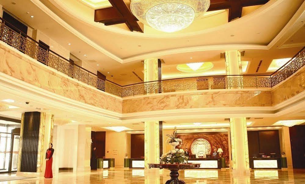 Beijing Jinnian Hotel Exterior foto