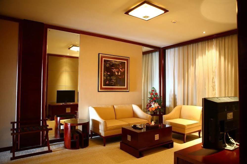 Beijing Jinnian Hotel Exterior foto